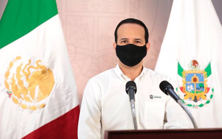 FUGA DE AGUA SOBRE PROLONGACIÓN TEÓFILO BORUNDA CAUSA MÚLTIPLES CHOQUES Y CAOS VIAL